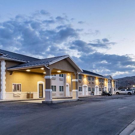 Отель Super 8 By Wyndham Richfield Ut Экстерьер фото
