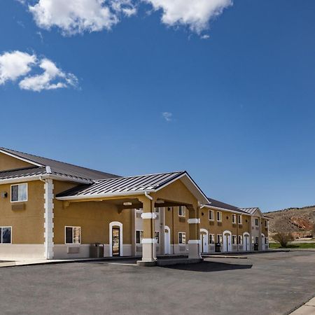 Отель Super 8 By Wyndham Richfield Ut Экстерьер фото